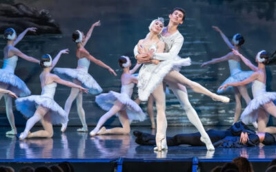 Le Lac des Cygnes (Ballet Classique International) – Le Pin Galant