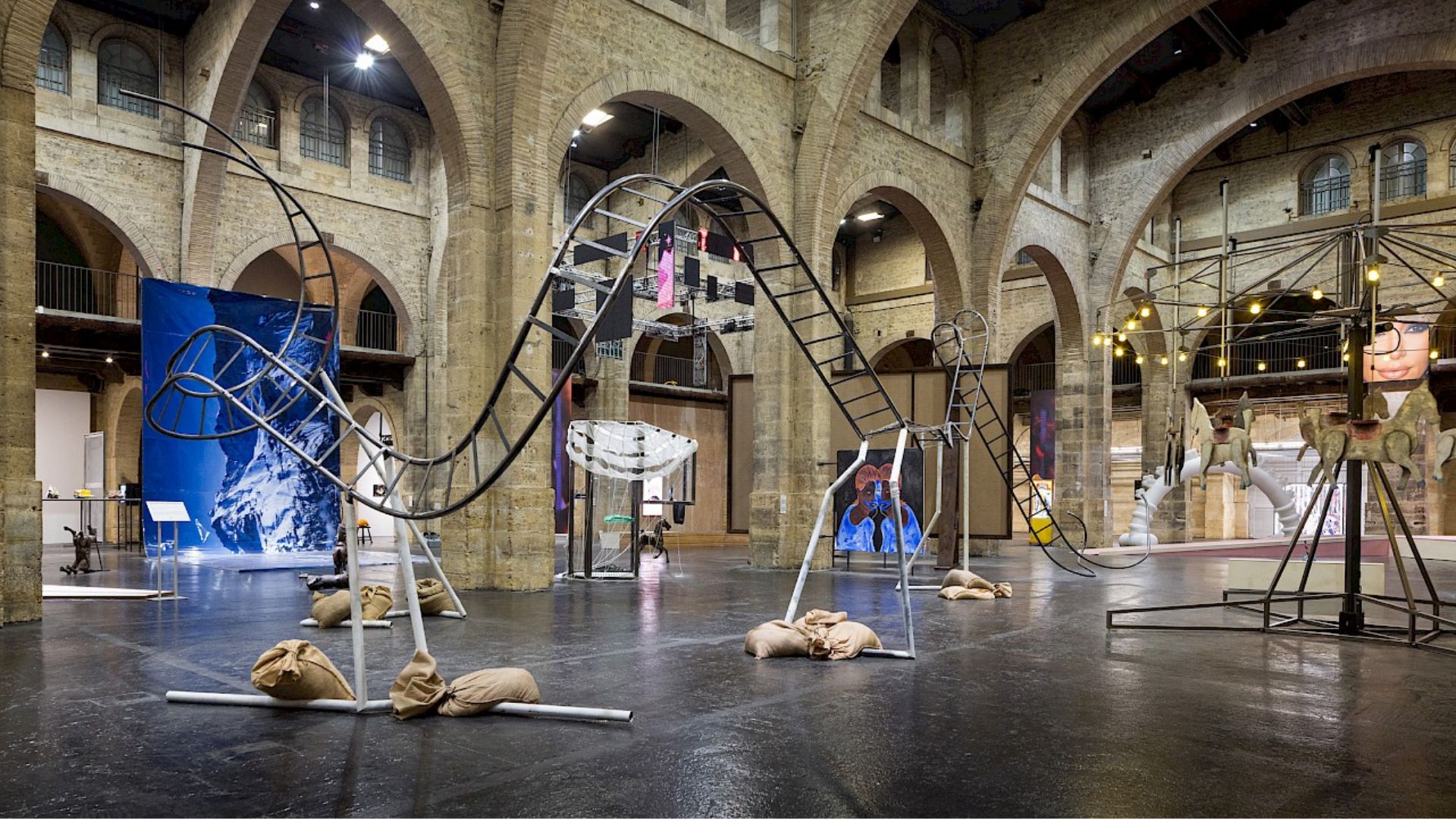 Taxi CAPC Musee d'Art Contemporain Bordeaux - GoChauffeur