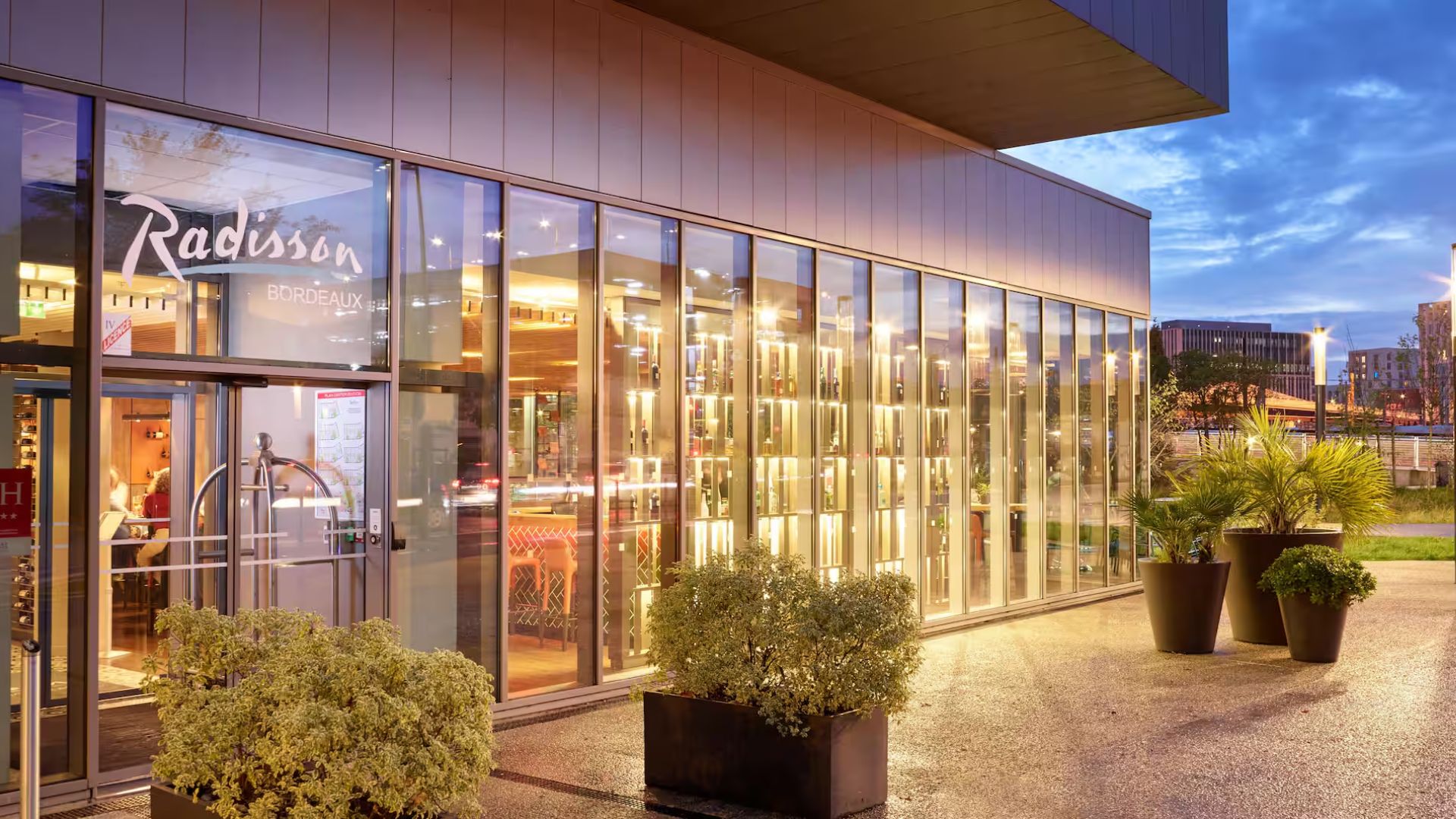Taxi Radisson Hotel Bordeaux Saint Jean - GoChauffeur